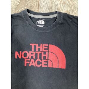 The North Face Tshirt Shirt S Standard Fit‎ Black Red Logo Men's